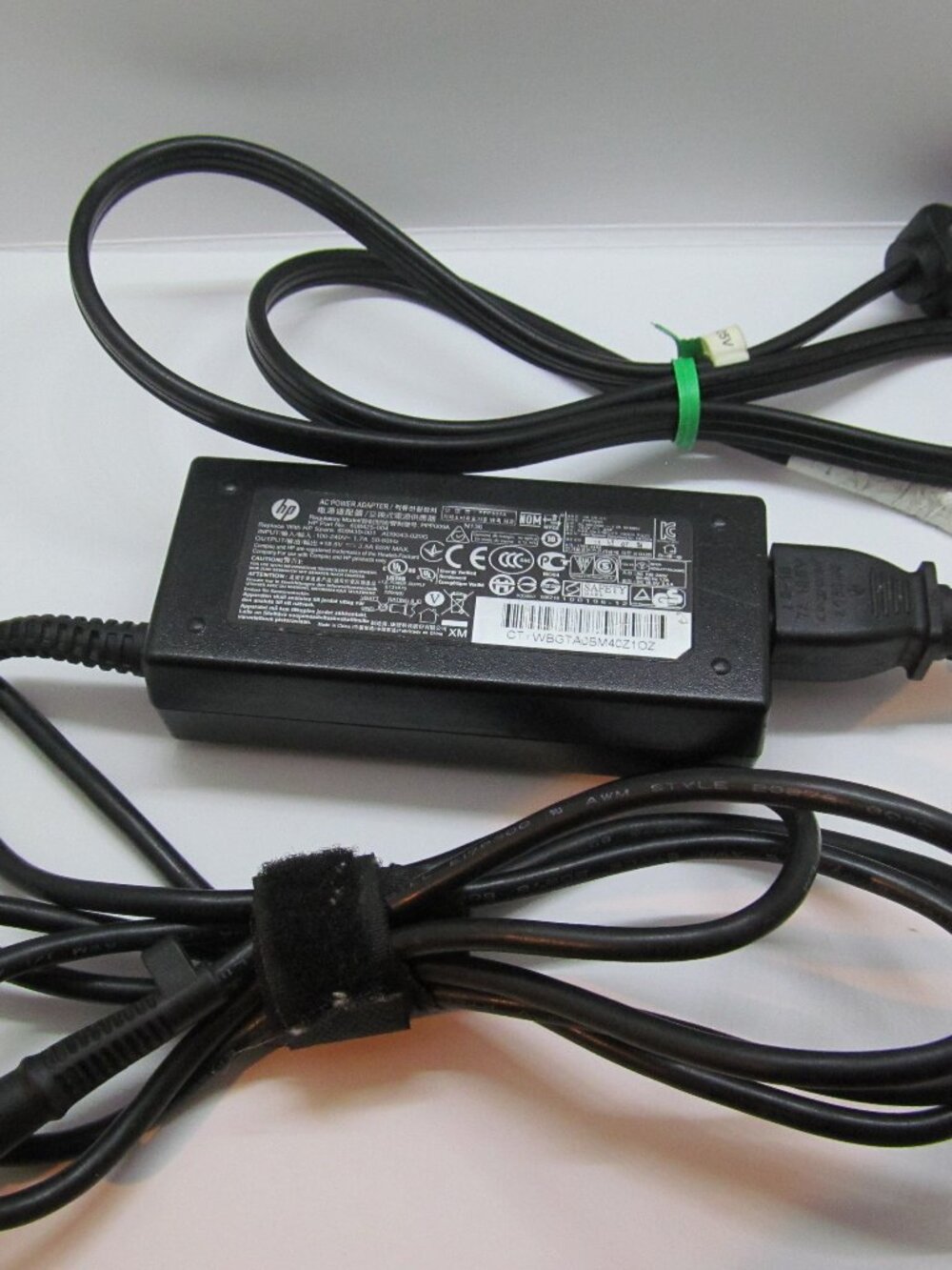 HP 608425-001 65W 18.5V Laptop Power Adapter Charger Cord Original OEM Genuine